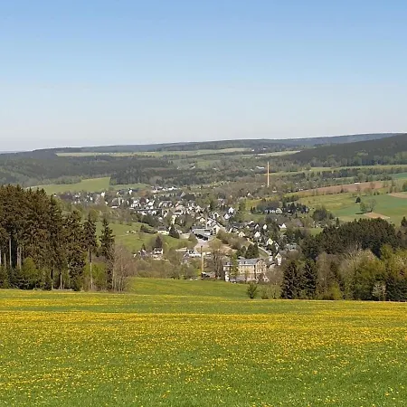 Gemutliche Ferienwohnung Mit Bergblick , Bei Oberwiesenthal, Im Herzen Des Erzgebirges