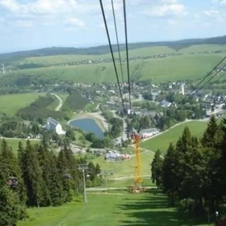 Gemutliche Ferienwohnung Mit Bergblick , Bei Oberwiesenthal, Im Herzen Des Erzgebirges Apartment *